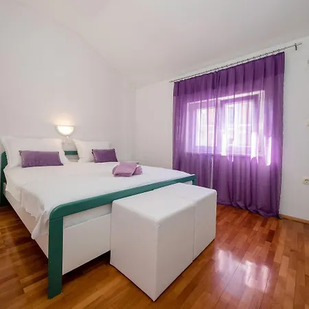 With A Parking Space Palit, Rab - 4971 Apartman