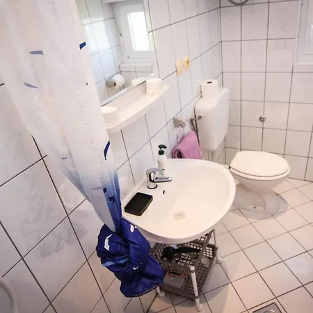 With Parking Space Palit, Rab - 4971 公寓 Palit