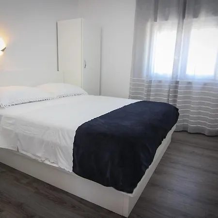 With Parking Space Palit, Rab - 4971 Palit