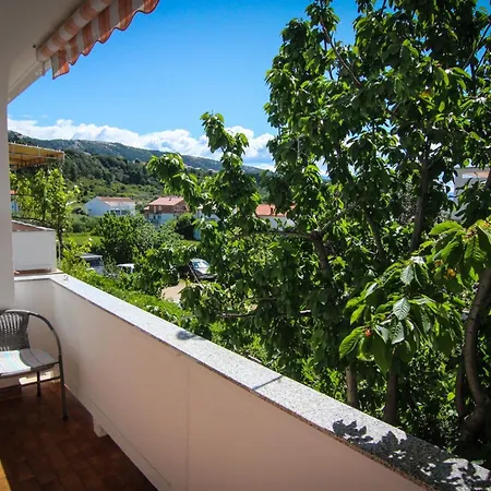 With Parking Space Palit, Rab - 4971 Daire Palit