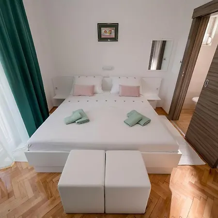 公寓 With Parking Space Palit, Rab - 4971