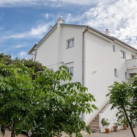 Apartment With A Parking Space Palit, Rab - 4971