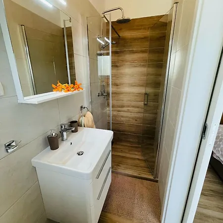With A Parking Space Palit, Rab - 4971 Apartment Palit